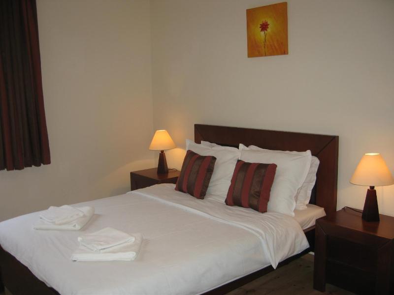 Chalet (10 Adults) image 4