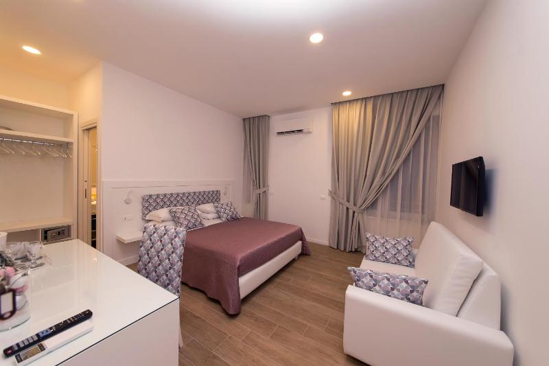 Dea Guest House - image 23
