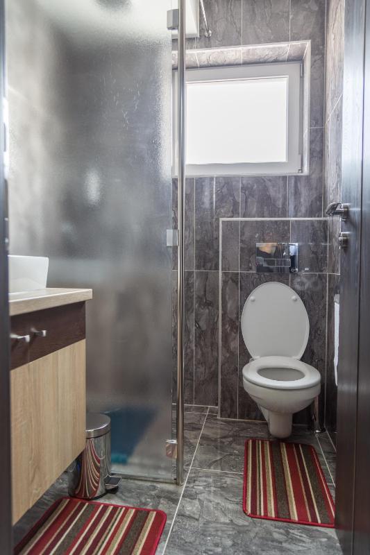 Classic Triple Room image 3
