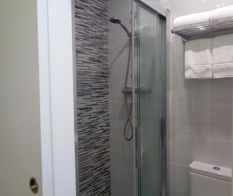 Interior Double Room image 2