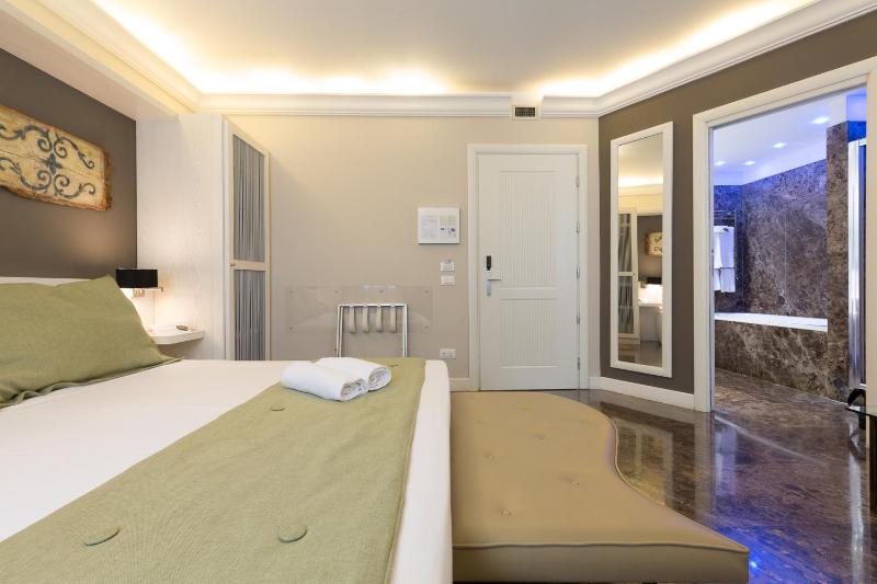 Junior Suite image 4