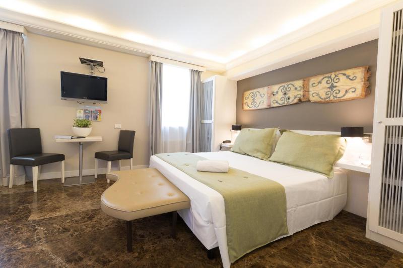 Junior Suite image 2