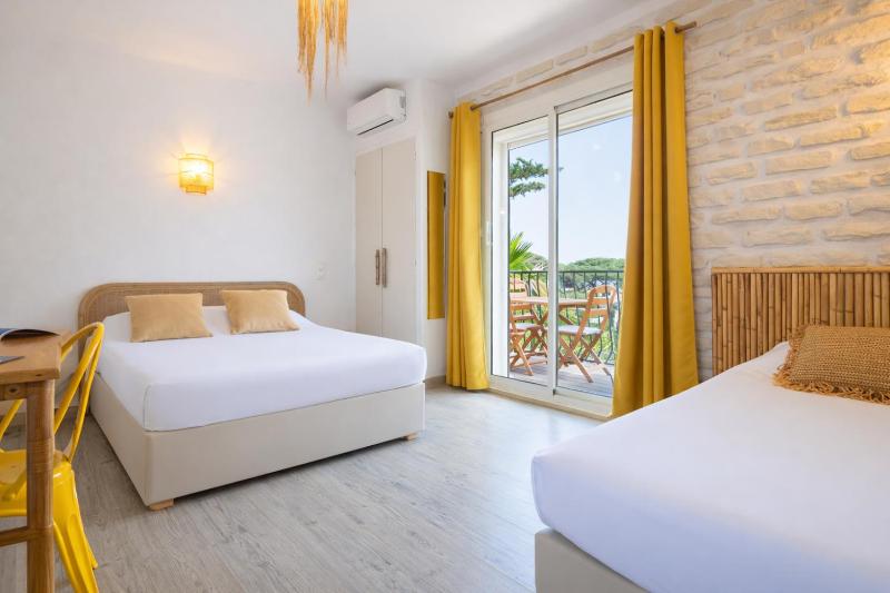 Hôtel Almanarre Plage - Hôtel Eco-Responsable face à la mer - image 41