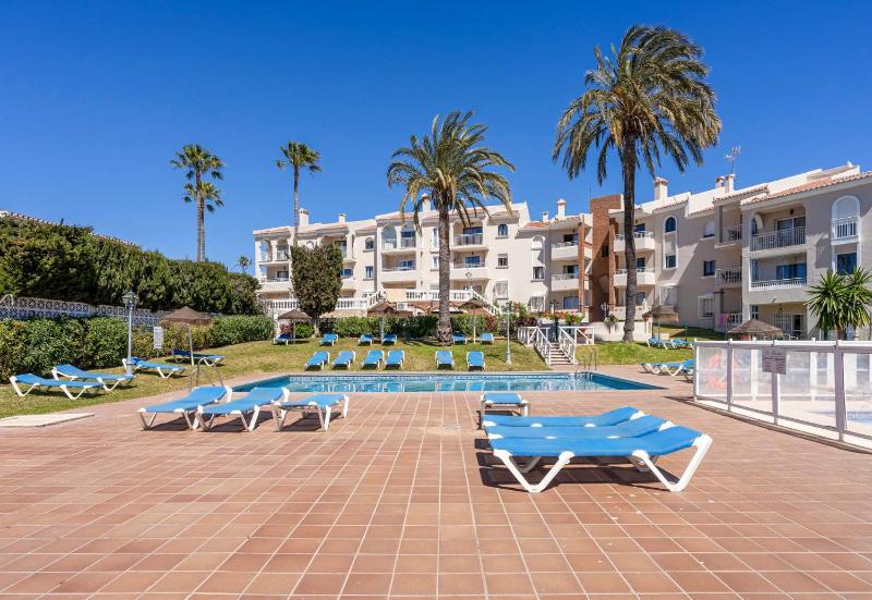 Sunny pool view apartment - ref 68 - image 14
