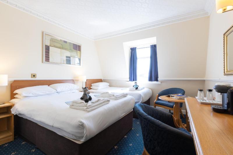 The Caledonian Tower Hotel - image 14