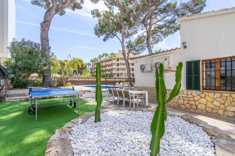 Villa Els Pins - image 24