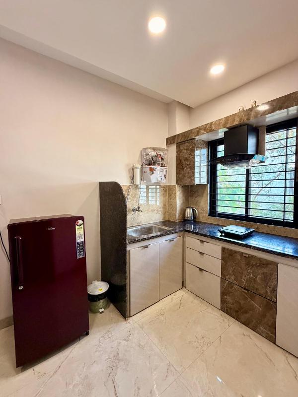 Lavender Living Comforts Stay - image 2