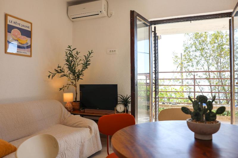 FAMILY HOLIDAYS APARTMENT - image 1