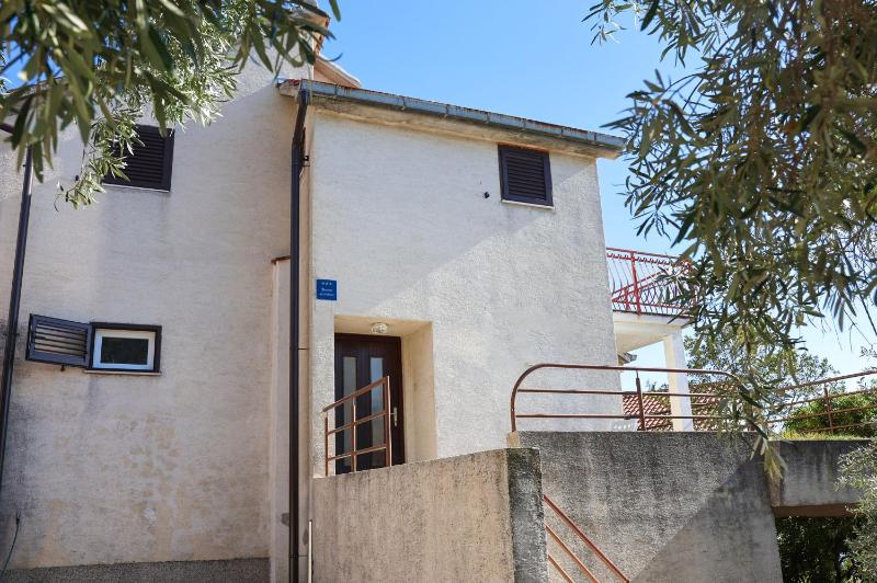 FAMILY HOLIDAYS APARTMENT - image 47