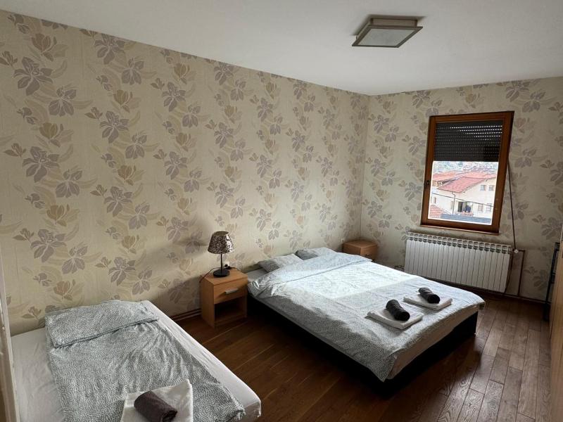 Apartman Lumi - Stari Grad - image 16