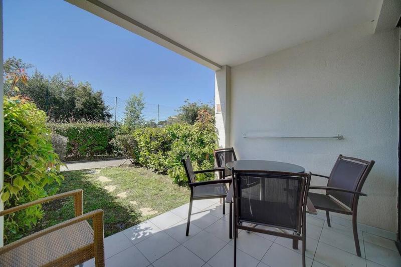 Upstays - 2 Rooms - Pool - Garden - Terrace - image 6