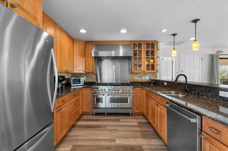 Flip Side Oasis Beach House - image 36