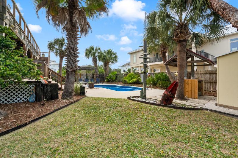 Flip Side Oasis Beach House - image 35