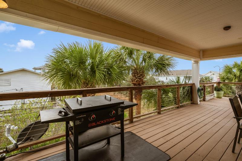 Flip Side Oasis Beach House - image 4