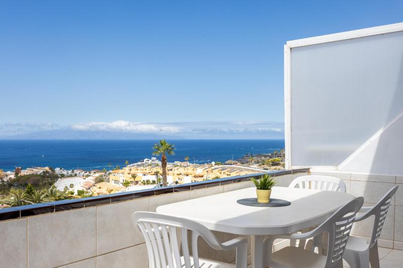 Sea & Pool view apt in Costa Adeje - image 33