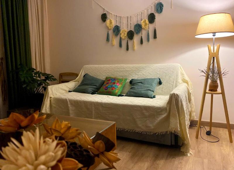 Caracole homestay - 2BR with cozy balcony garden - image 12
