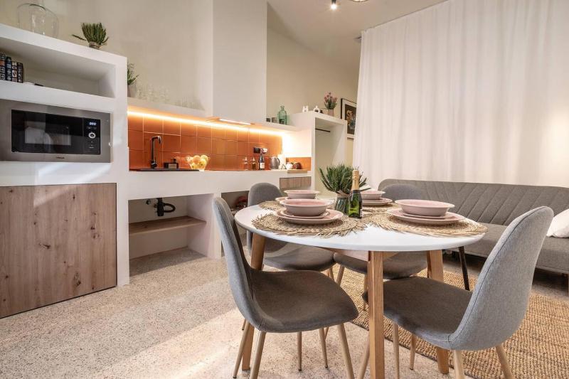PepeFlats - New Suite de lujo Mediterraneo - EG2 - image 14