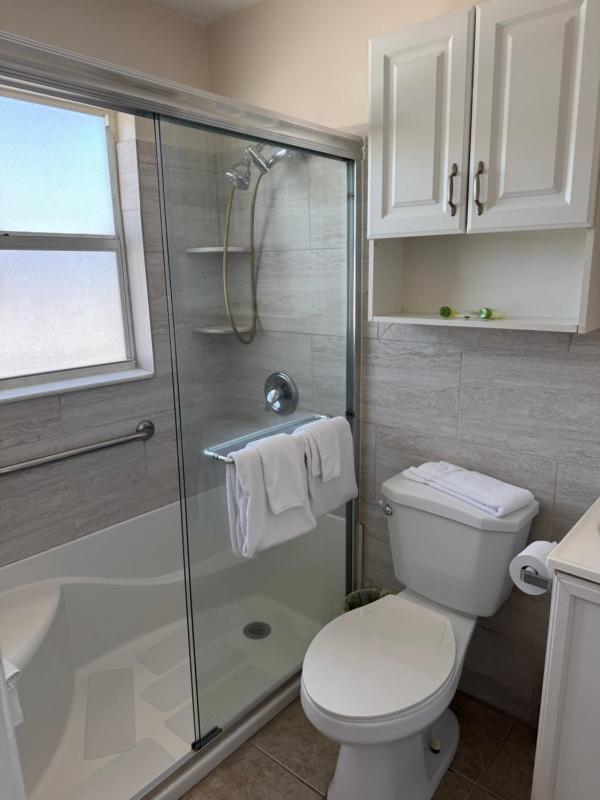 Sierra Suites - image 35