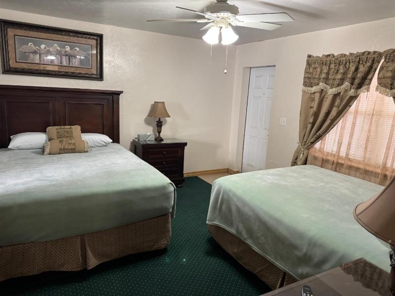 Sierra Suites - image 29