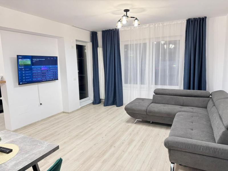 Luxury Apartments near Coresi Mall by GLAM - Parking Option - image 5