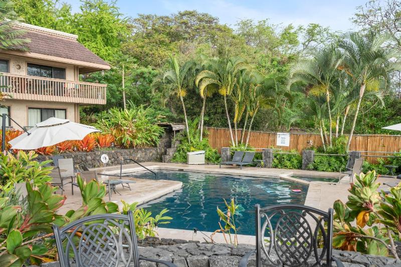 Royal Kahili B204 AC Across From Lyman’s/Banyans - image 27