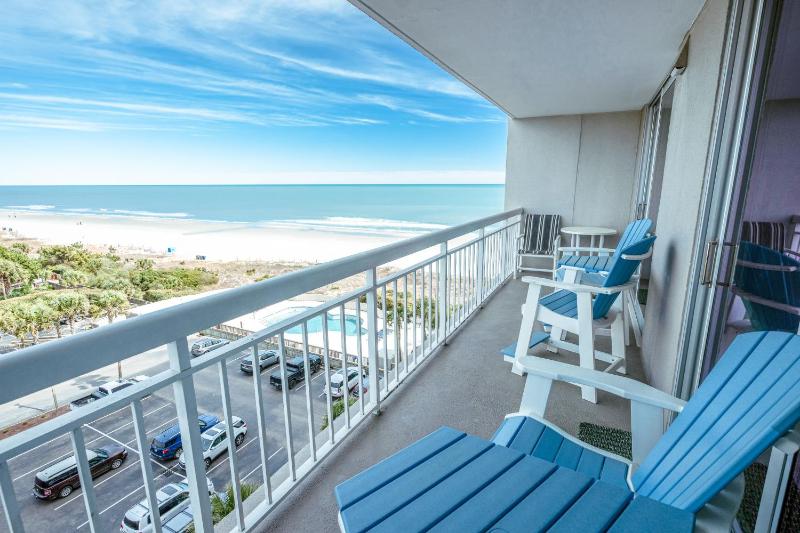 705 S Hampton Comfortable Oceanview Retreat with Private Balcony - image 2