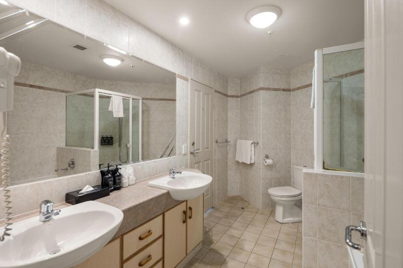 Sun City - Private Apartments Hosted by Coastal Letting Co - image 10