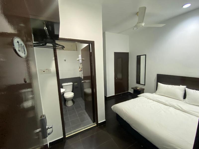 Hotel O Friend - image 8