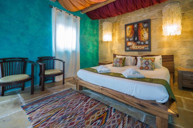 Superior Suite image 3