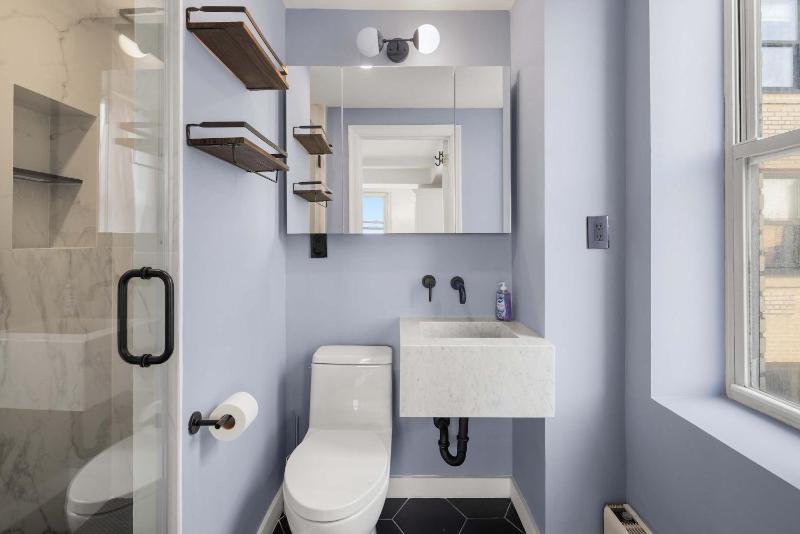 Essex I by Haus 1BR Central Park Loft w Elevator - image 7