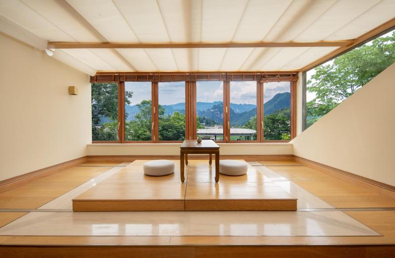 Evergreen Forest Retreat Zhangjiajie Near National Forest Park Avator Park Luxury Nature Escape Free Airport&Train Shuttle Service & Travel itinerary English Speaking Butler - image 29