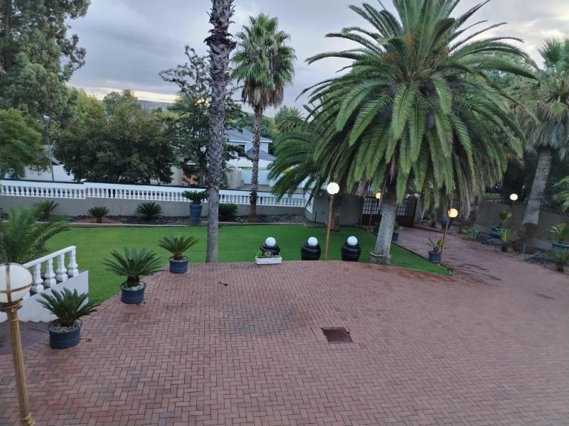Innes View Guest House - image 14