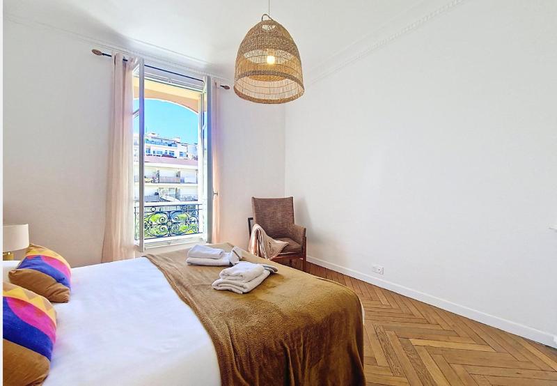 Nestor&Jeeves - CLOS DES FLEURS - Luminous - Spacious - image 4