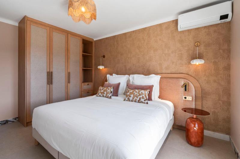Theava Collection - Place des Lices - Saint Tropez City Center - image 17