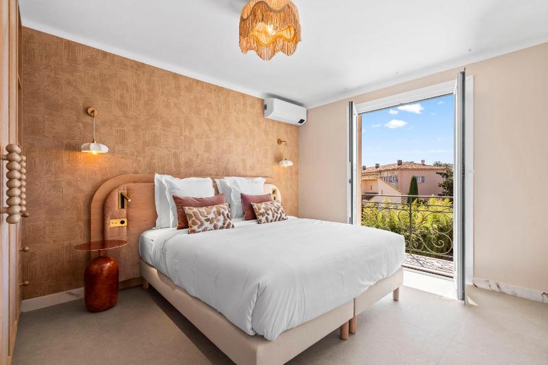 Theava Collection - Place des Lices - Saint Tropez City Center - image 9