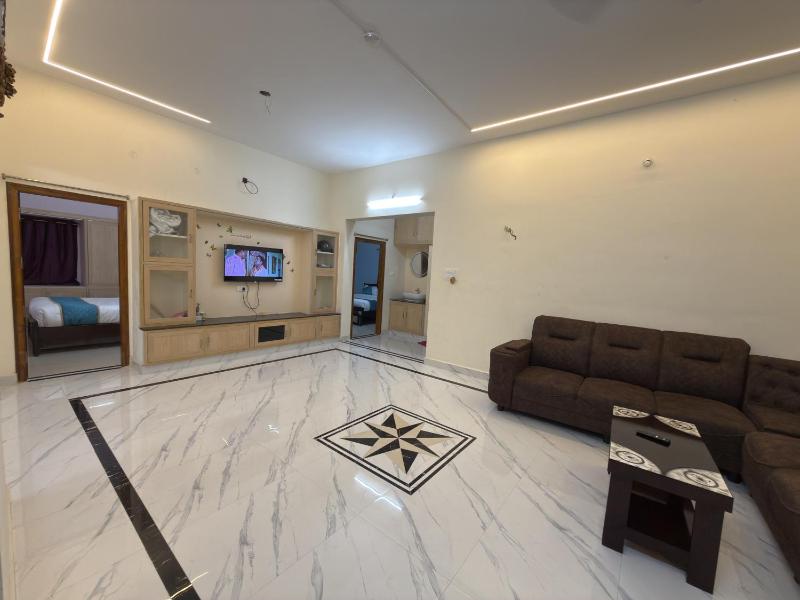 Padmavathi Comfort Stay - image 12