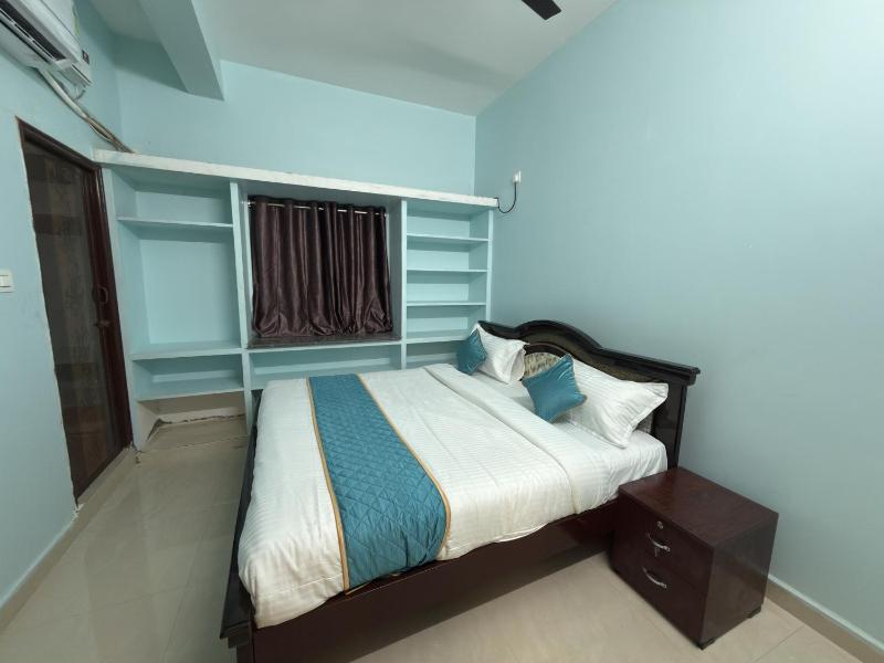 Padmavathi Comfort HomeStay - image 12