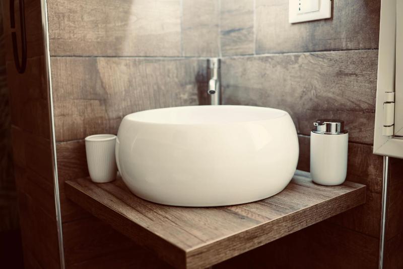 Elene Suites Luxury Boutique - image 11