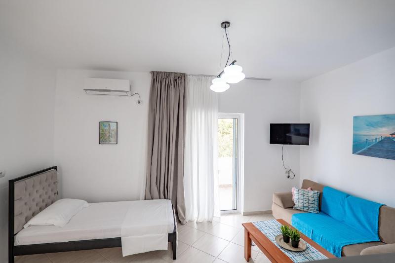Gregory's Apartments - image 15