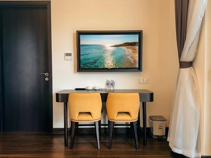 Sapphire Bay Stay Ha Long - 2BR City View - Spacious & Comfortable - image 9