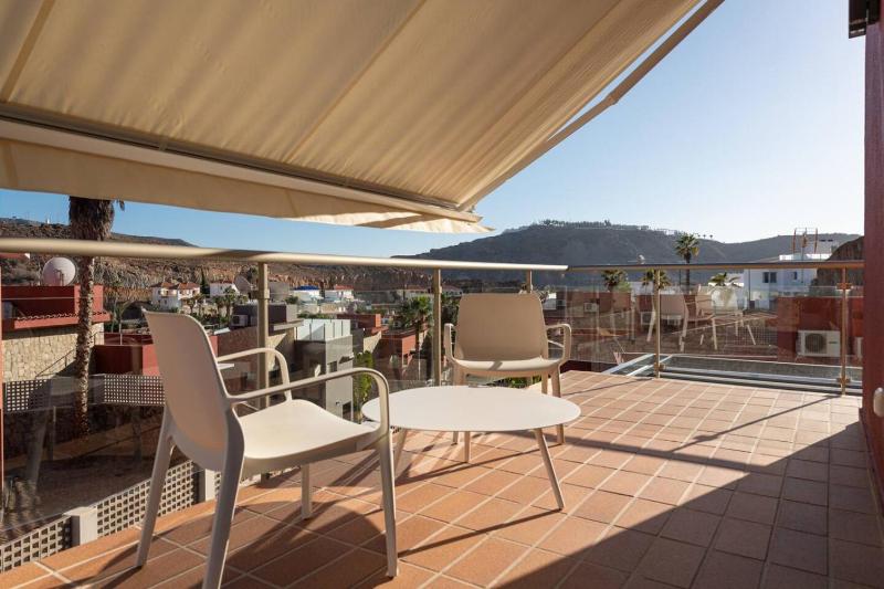 Villa del Sur - Luxury with heated pool and BBQ - image 33