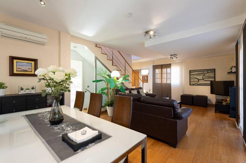 Villa del Sur - Luxury with heated pool and BBQ - image 45