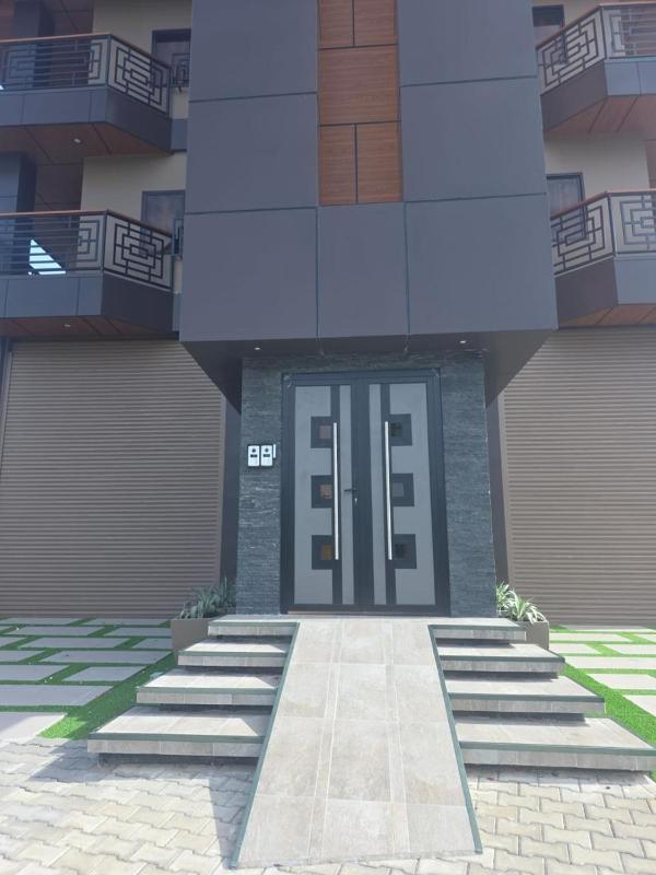 Aquarius Apartments - image 7