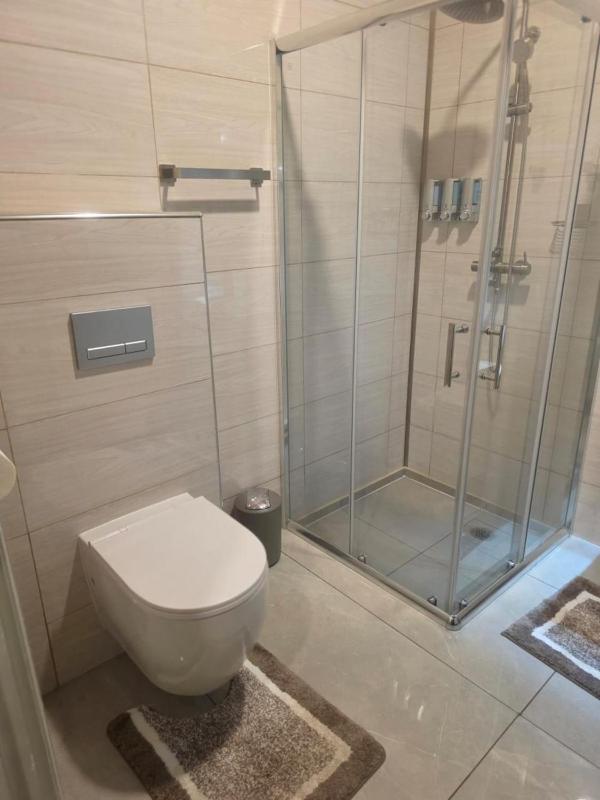 Aquarius Apartments - image 3
