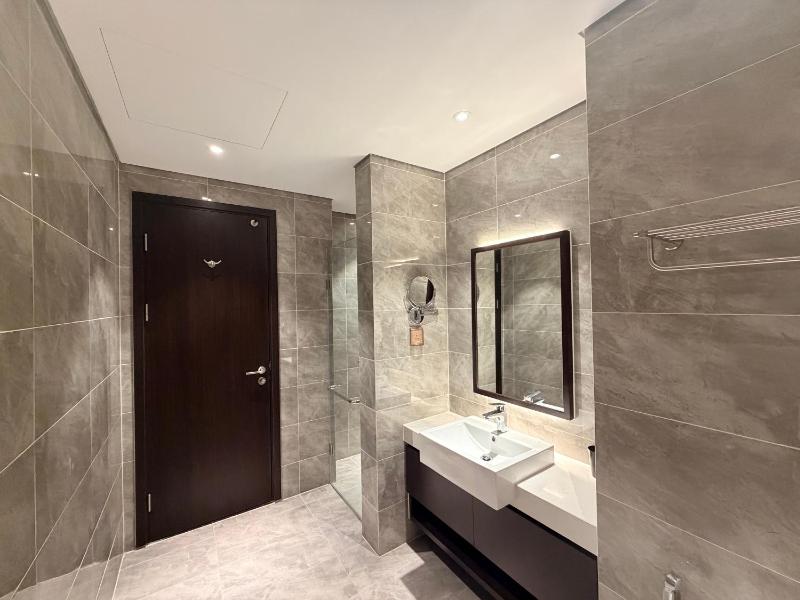 Cozy Studio Sapphire Ha Long - City View Balcony - image 7