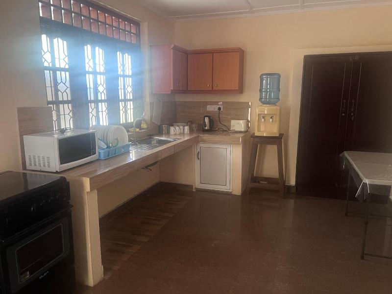Lotus Breeze Family Rooms - image 2