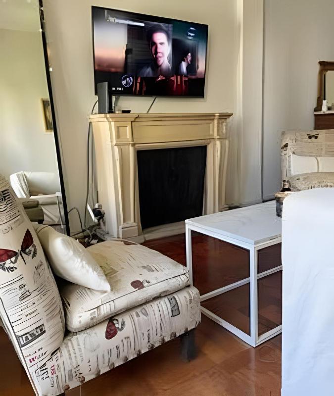 Premium 2BR in Recoleta - image 5