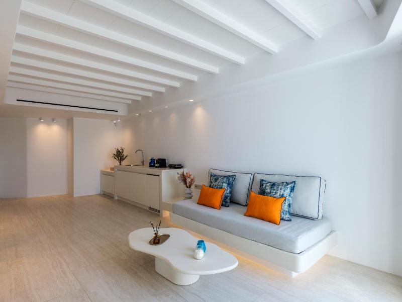 Villa Kiya - Beachfront Villa with Mykonos Town and Sunset Views - image 16