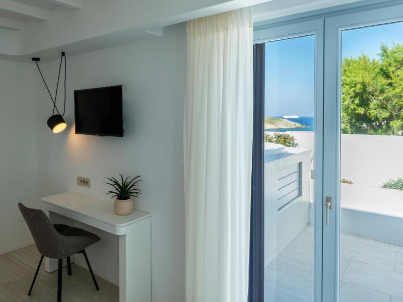 Villa Kiya - Beachfront Villa with Mykonos Town and Sunset Views - image 8