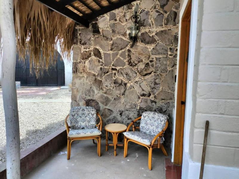 SS 4A Cabaña rustica frente al malecon de La Paz - image 24